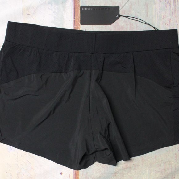 RYU Respect Your Universe Women's Power Short in Black MRSP $70 - Picture 2 of 3